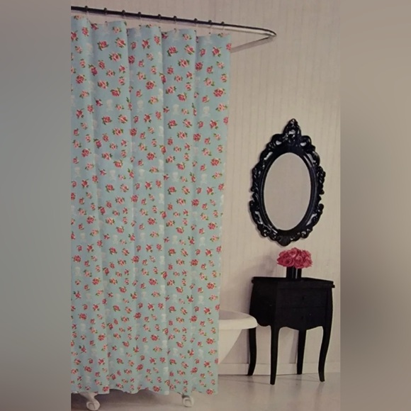 NWT Betsey Johnson Rose Skull Fabric Shower Curtain- Baby Blue - Picture 1 of 4